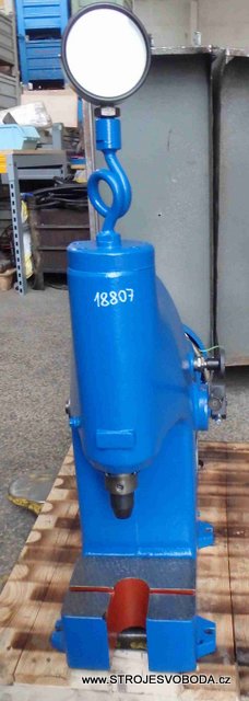 Lis hydraulický BLELL - CDC (18807 (4).jpg)